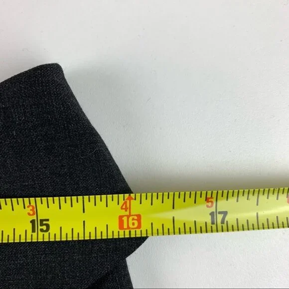 Aritzia Talula Black Skort size 4 - Picture 6 of 10